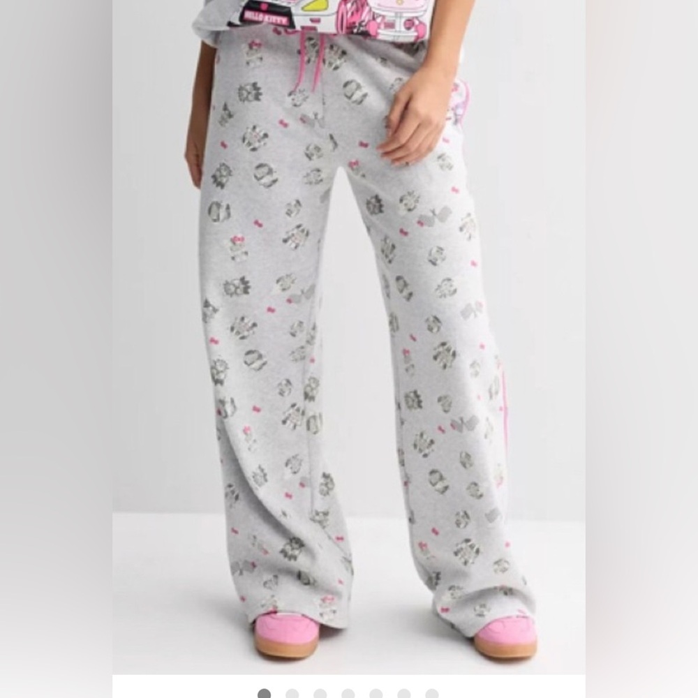 NWT Hello Kitty Gray Pants with Cute Print and Pink Stripe - Size XL
